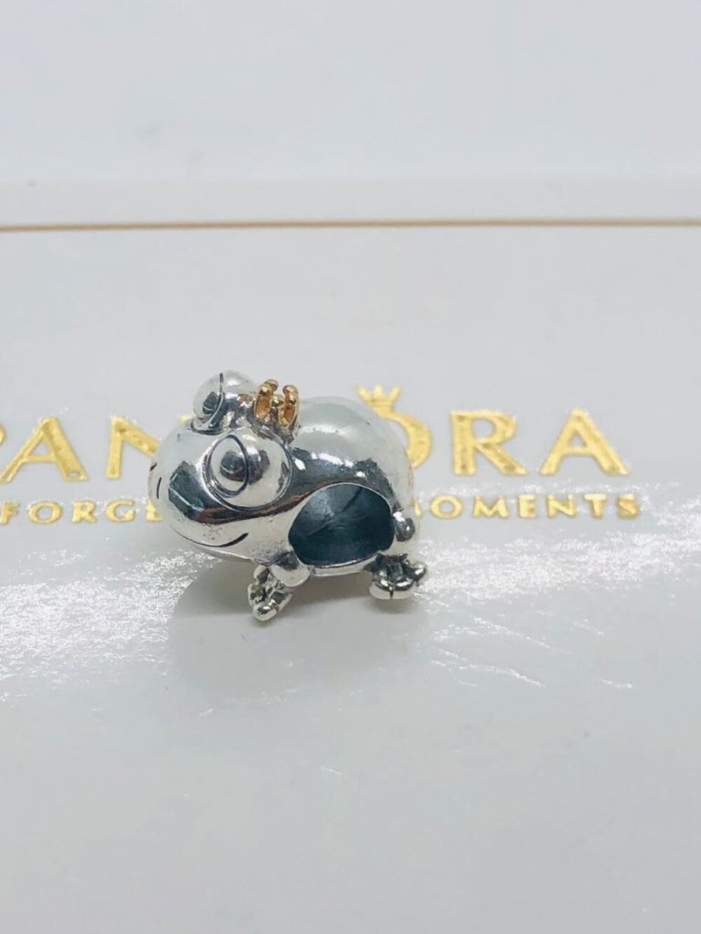 Pandora Two-tone Frog Prince Charm
